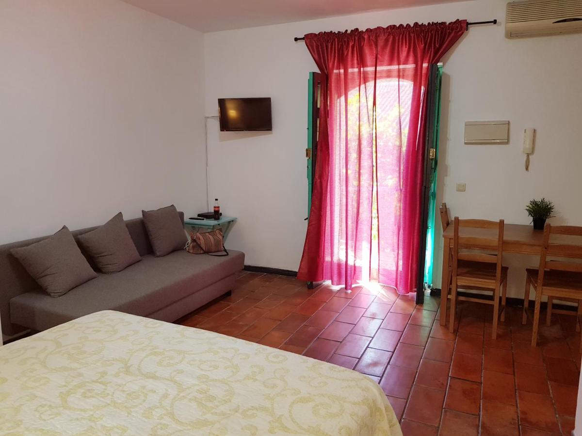 דירות סביליה Patio Andaluz Siglo XVI מראה חיצוני תמונה